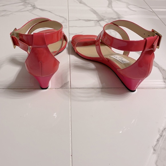 Jimmy Choo “Chiara” crisscross patent leather sandals, pink - Picture 5 of 7